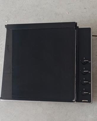 piano cottura 4 fuochi coperchio nero fumè SMEG