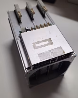 Bitmain Antminer L3+ (Hashboard e Control Board)