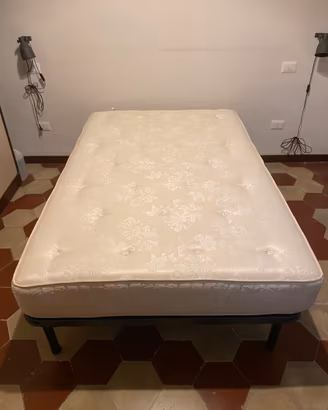 Rete in doghe e materasso 1 piazza e mezza