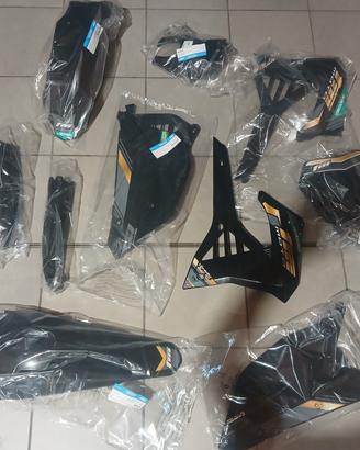 KIT PLASTICHE TM