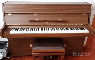 PIANOFORTE YAMAHA C108 VERTICALE