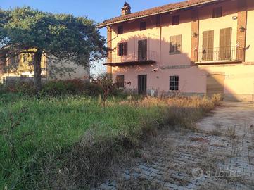 Cascina 300mq DA RISTRUTTURARE