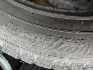 195/60 16 C Michelin