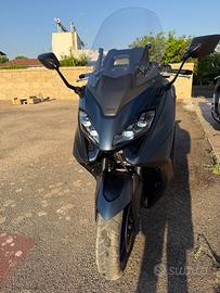 Yamaha Tmax 560 2023