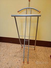 appendi abiti giacche pantaloni elegante