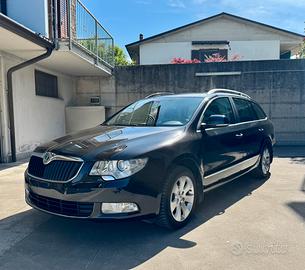 SKODA SUPERB 2.0 TDI CR 140CV WAGON  ELEGANS