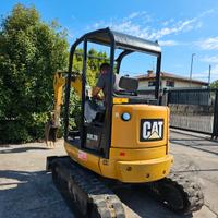 E245 - ESCAVATORE CATERPILLAR 302.7