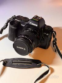 Canon macchina fotografica analogica EF-M