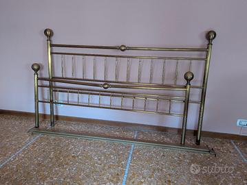 Letto matrimoniale  testiera e pediera in ottone