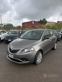 Lancia Ypsilon 1.0 FireFly 5 porte S&S Hybrid
