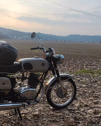 gilera 124 5v