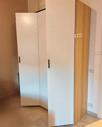 2 ante Ikea Forsand con cerniere e maniglie