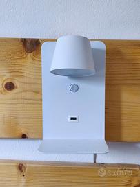 2 Lampade a parete B-LED BASKOP con Usb bianca