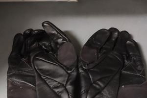 Guanti per motociclista 