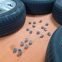 Cerchi in lega originali Ford e Gomme Nuove