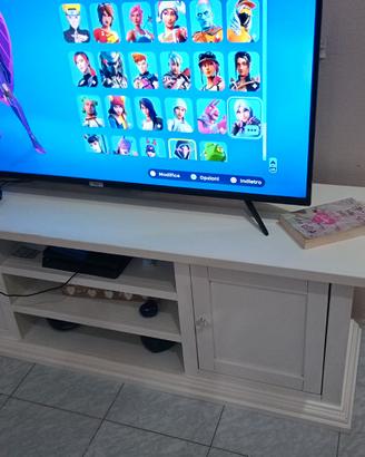 Porta TV arte povera