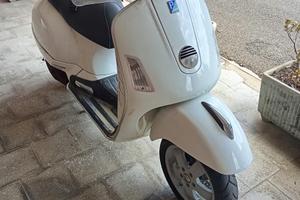 vespa 200 gt