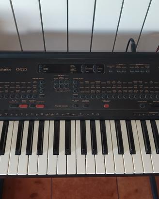 tastiera elettronica technics k220