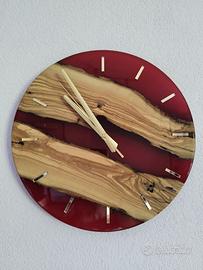 Orologio in resina e ulivo