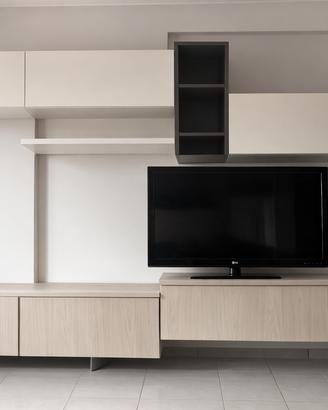 Cucina e parete attrezzata per open space