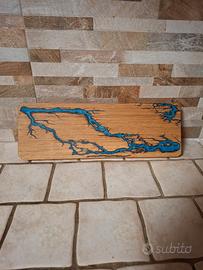 Tagliere in legno e resina 