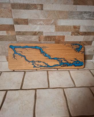 Tagliere in legno e resina 