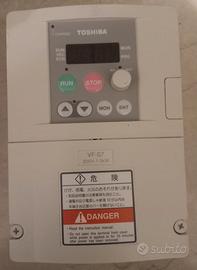 Inverter Toshiba VFS7-2015P.