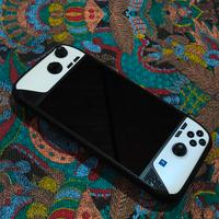 Msi Claw 8 ai+ Polar Tempest