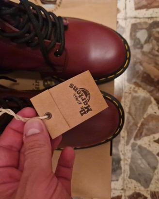 DR. MARTENS 1460 - CHERRY RED - TG. 40