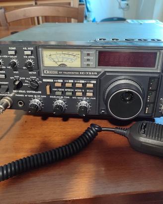 Ricetrasmettitore Icom 751A