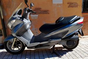 Scooter Burgman 200