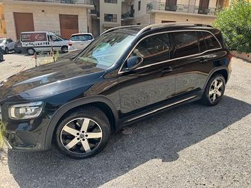 MERCEDES GLB 200 D 4MATIC