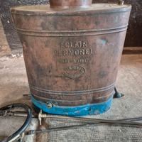 POMPA A SPALLA VINTAGE IN RAME – ECLAIR VERMOREL