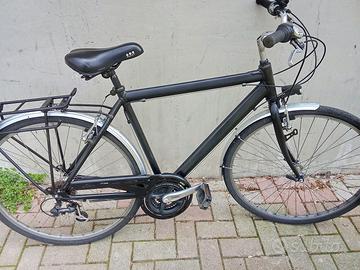 Bici city bike Frera in alluminio 28" con doppio V