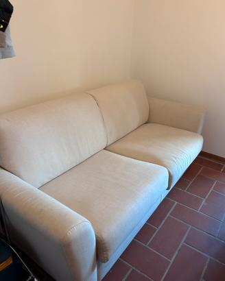 Divano letto matrimoniale