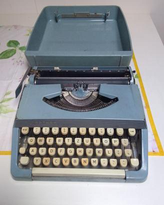 Macchina da scrivere vintage