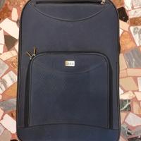 Valigia trolley rovinata colore blu (60 x 40 x 23)