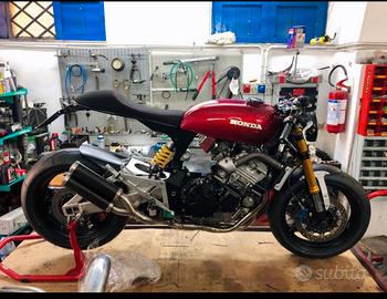 honda hornet cafè Racer 