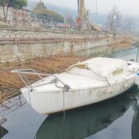 Barca a vela Superjet