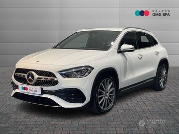 Mercedes-Benz GLA 200 d Premium auto