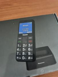 Cellulare Panasonic  per anziani tasti grandi