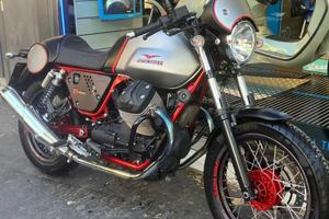 Moto Guzzi V7 II Racer - Numerata 456/1000