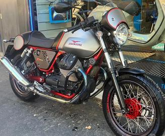 Moto Guzzi V7 II Racer - Numerata 456/1000