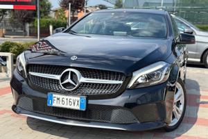 Mercedes-benz A 200 d Automatic Sport TETTO APRIBI