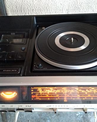 GRUNDIG