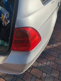 Fanale bmw 320  chiedo