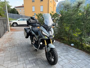 Honda x adv 750 special edition