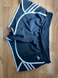 Pantaloncini corto, Adidas
