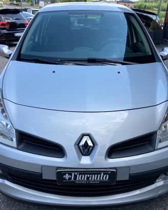 RENAULT Clio 1.4 16V 5p Dynamique NEOPATENTATI