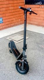monopattino elettrico 